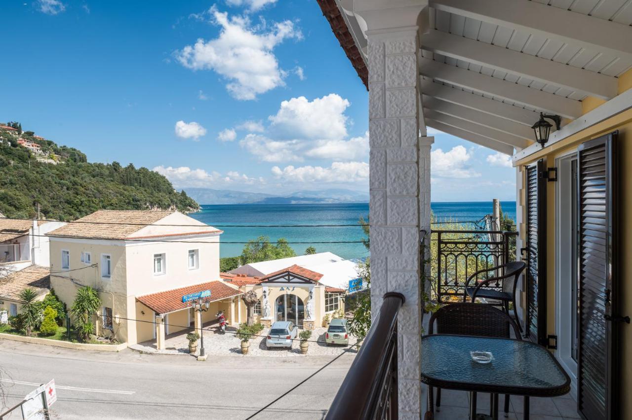The Seaview Corner Apartments By Konnect, Ipsos Corfu Exterior foto